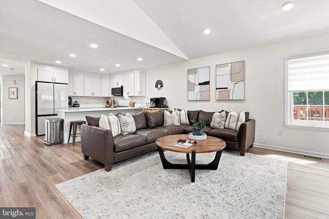1805 HOOD LN, Ambler, PA 19002