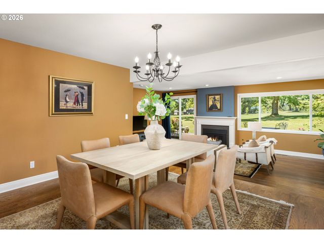 32475 Sw LAKE POINT Ct, Wilsonville, OR 97070