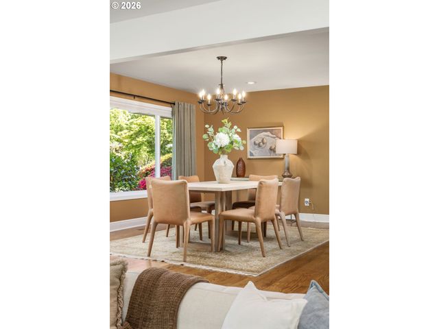32475 Sw LAKE POINT Ct, Wilsonville, OR 97070