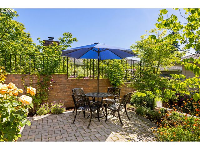 32475 Sw LAKE POINT Ct, Wilsonville, OR 97070