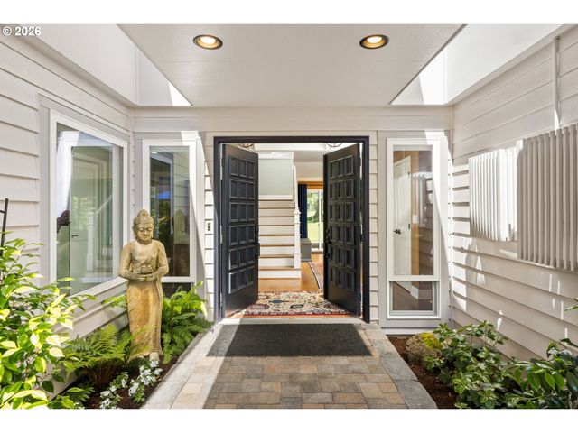 32475 Sw LAKE POINT Ct, Wilsonville, OR 97070