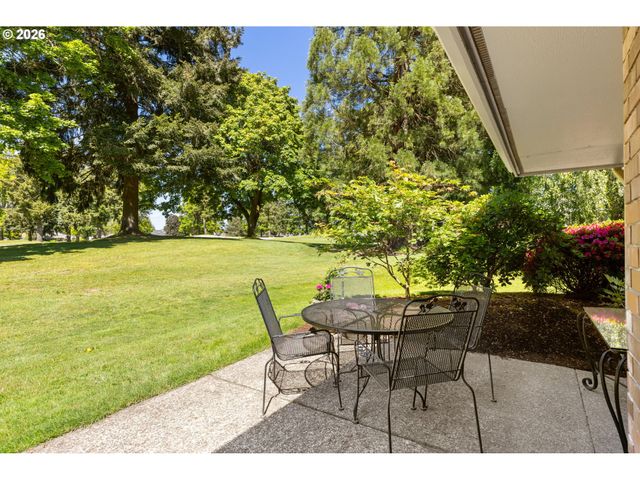 32475 Sw LAKE POINT Ct, Wilsonville, OR 97070