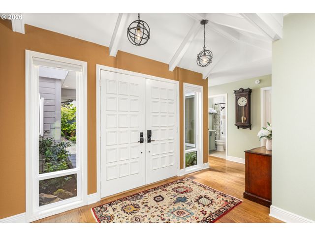32475 Sw LAKE POINT Ct, Wilsonville, OR 97070