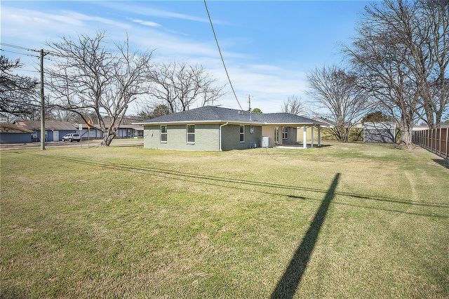 128 N Osborn Street, Alba, TX 75410