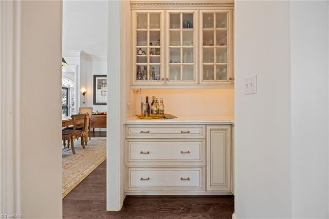 208 Willoughby Boulevard, Greensboro, NC 27408