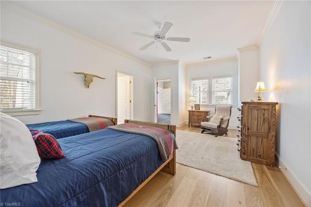 208 Willoughby Boulevard, Greensboro, NC 27408