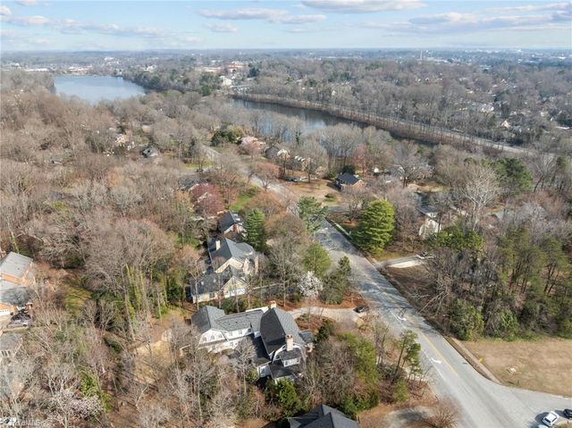 208 Willoughby Boulevard, Greensboro, NC 27408