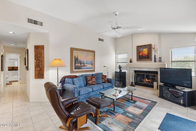 10497 E CINNABAR Avenue, Scottsdale, AZ 85258