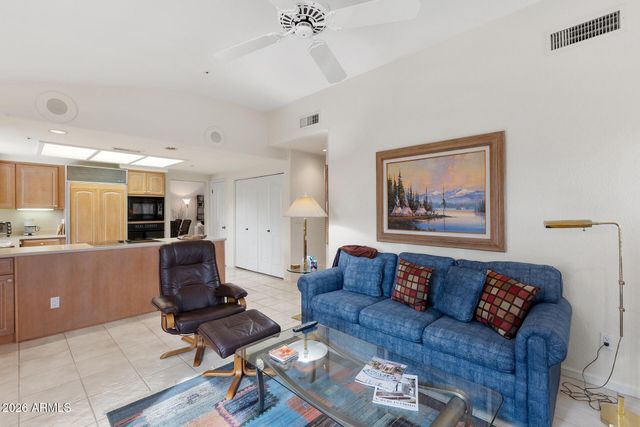 10497 E CINNABAR Avenue, Scottsdale, AZ 85258