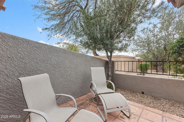 10497 E CINNABAR Avenue, Scottsdale, AZ 85258