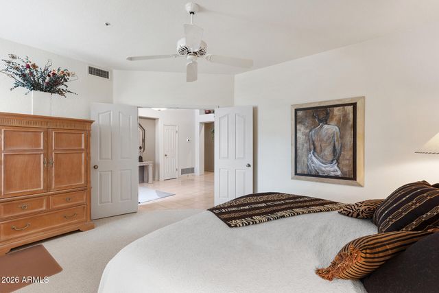 10497 E CINNABAR Avenue, Scottsdale, AZ 85258