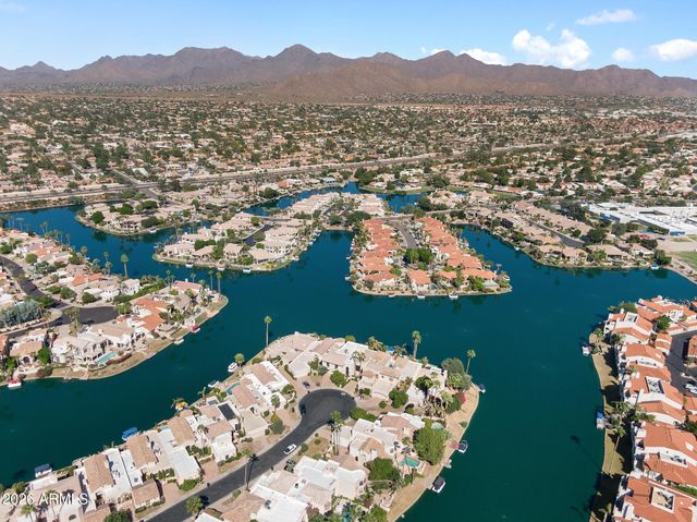 10497 E CINNABAR Avenue, Scottsdale, AZ 85258