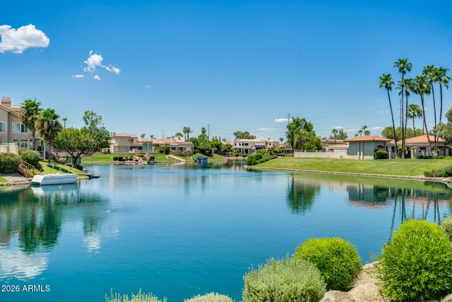 10497 E CINNABAR Avenue, Scottsdale, AZ 85258