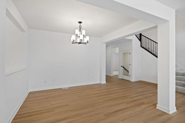 8669 Periwinkle Boulevard, Woodbury, MN 55129