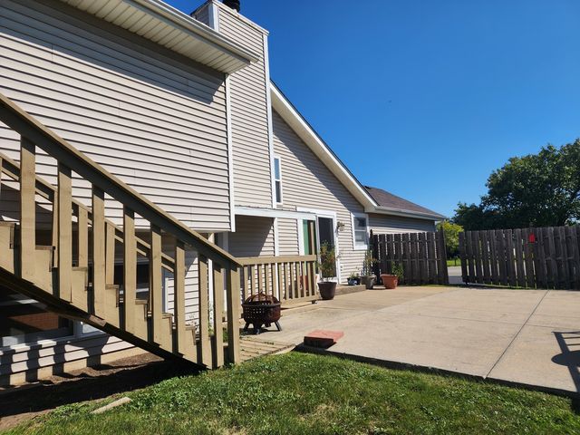 3712 Hennepin Drive, Joliet, IL 60431