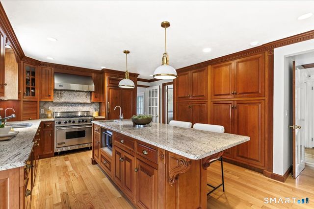 248 Turtle Back Road, New Canaan, CT 06840
