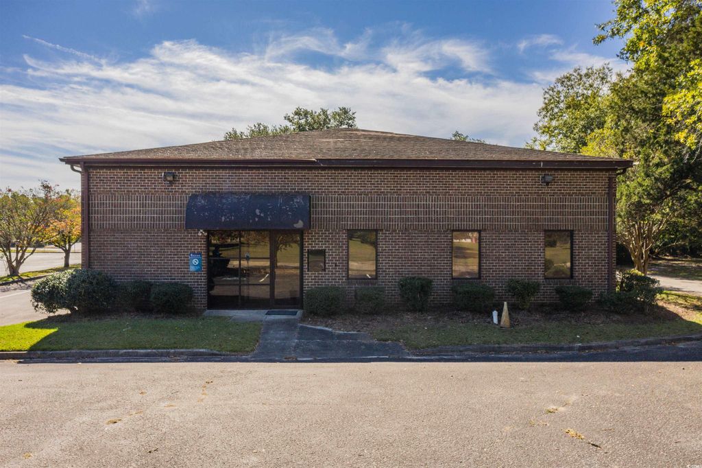 119 W Lowman St., Mullins, SC 29574