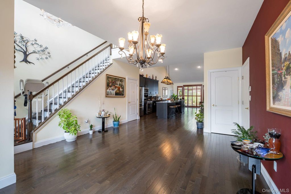 132 Halley Drive, Blue Point, NY 11772 — photo 4