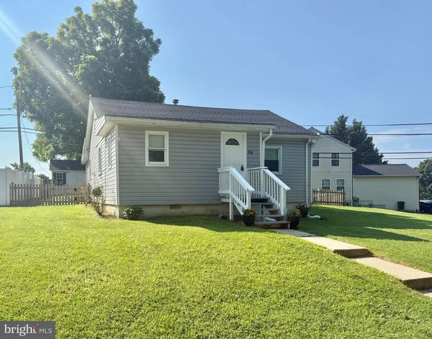 215 GLIDER DR, Middle River, MD 21220