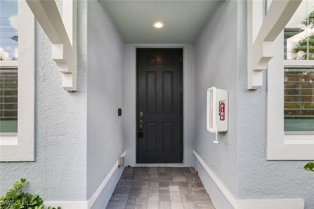 2614 Seychelles CIR 1204, Naples, FL 34112