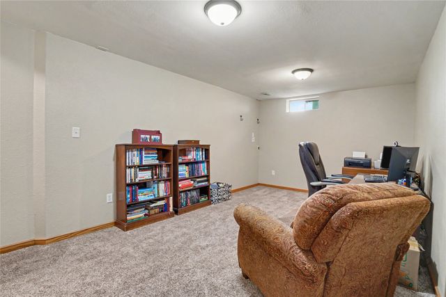 6845 Morningside Circle, Johnston, IA 50131
