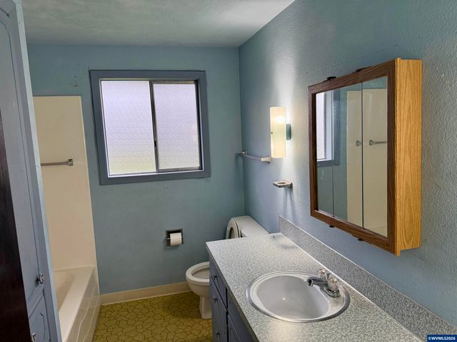 4725 Glenallen Ct NE, Salem, OR 97305