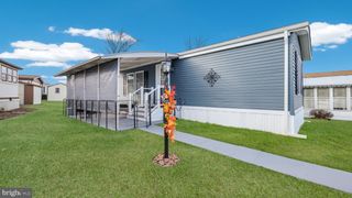 111 WINDING BROOK RUN, North Wales, PA 19454