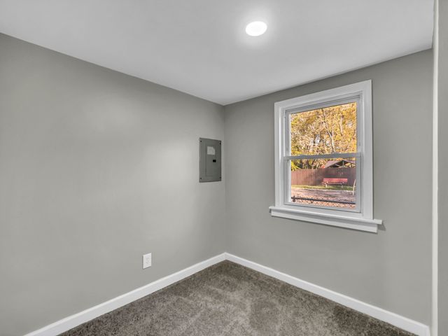 1820 Tomahawk Trail, Round Lake Heights, IL 60073