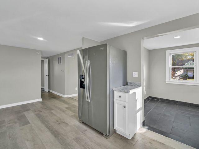 1820 Tomahawk Trail, Round Lake Heights, IL 60073