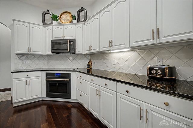 6723 Rosezita Lane, Miami Twp, OH 45459