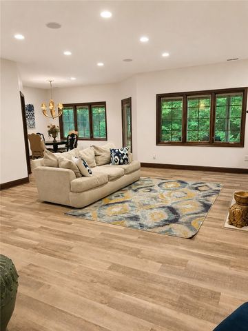 6723 Rosezita Lane, Miami Twp, OH 45459