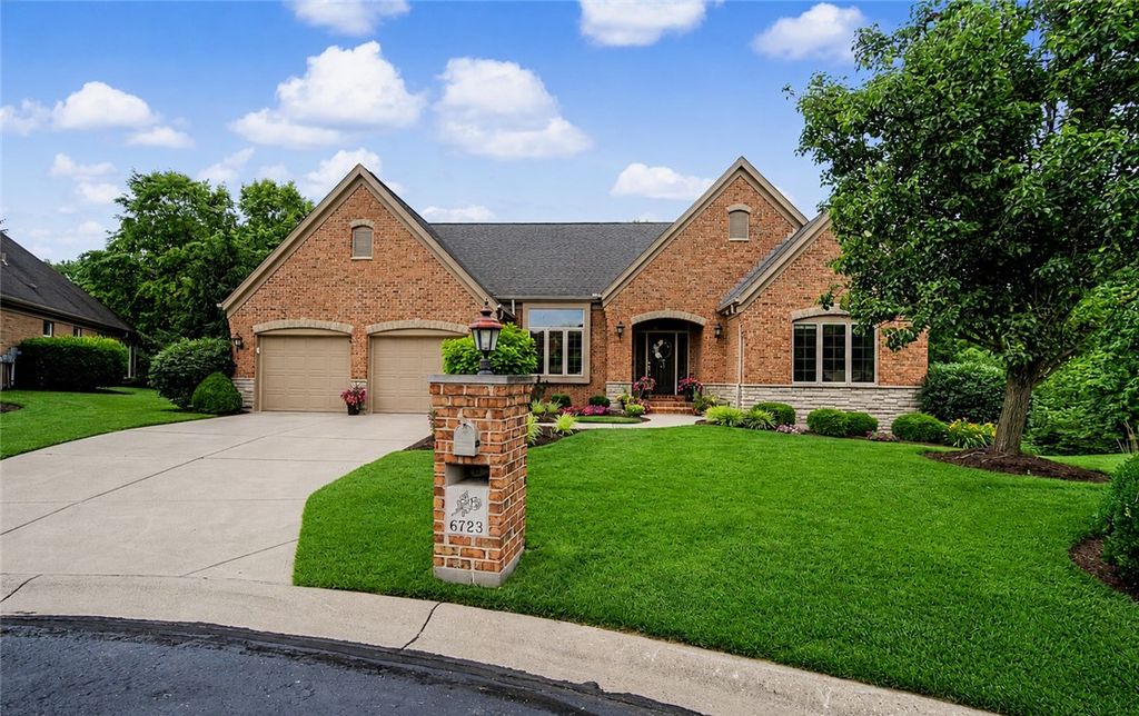 6723 Rosezita Lane, Miami Twp, OH 45459