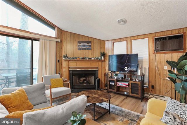 20 SHAWNEE TRAIL, Hedgesville, WV 25427