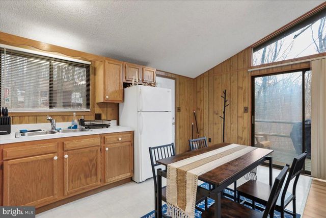 20 SHAWNEE TRAIL, Hedgesville, WV 25427