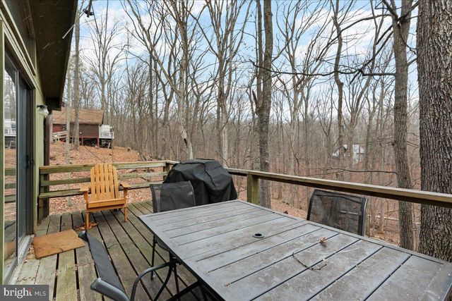 20 SHAWNEE TRAIL, Hedgesville, WV 25427