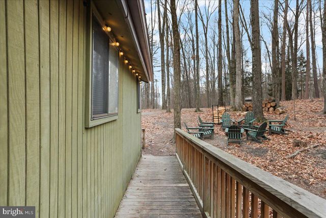 20 SHAWNEE TRAIL, Hedgesville, WV 25427