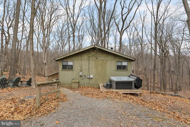 20 SHAWNEE TRAIL, Hedgesville, WV 25427