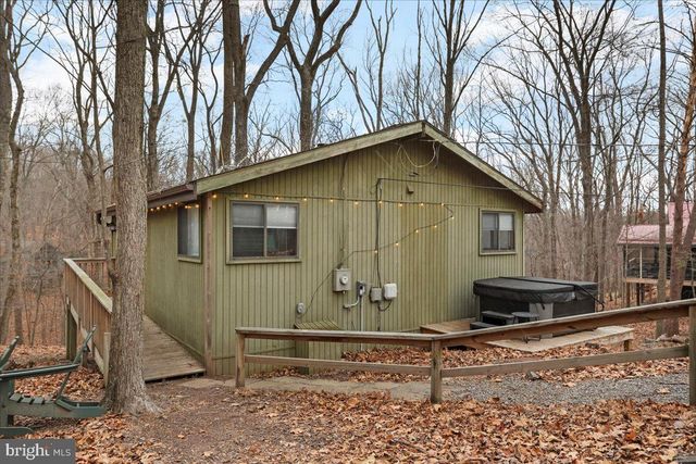 20 SHAWNEE TRAIL, Hedgesville, WV 25427