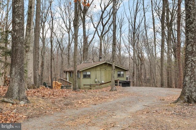 20 SHAWNEE TRAIL, Hedgesville, WV 25427