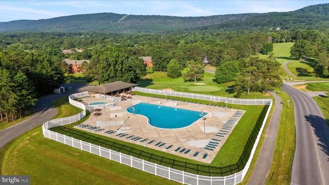 20 SHAWNEE TRAIL, Hedgesville, WV 25427