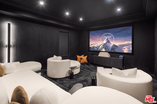 4639 Balboa Avenue, Encino, CA 91316