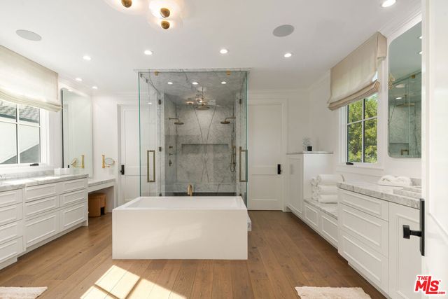 4639 Balboa Avenue, Encino, CA 91316