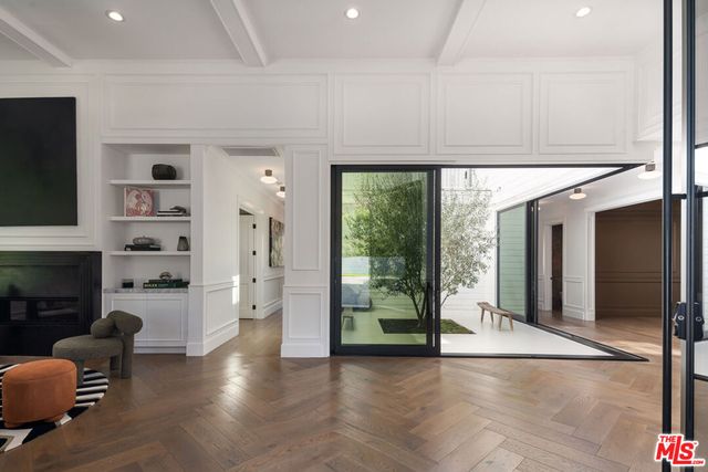 4639 Balboa Avenue, Encino, CA 91316