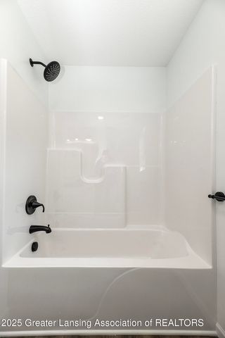 1429 Pierce Road, Lansing, MI 48910