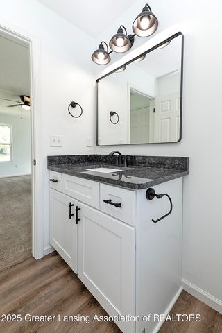 1429 Pierce Road, Lansing, MI 48910