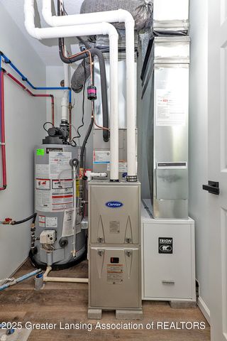 1429 Pierce Road, Lansing, MI 48910