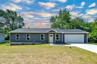 1429 Pierce Road, Lansing, MI 48910