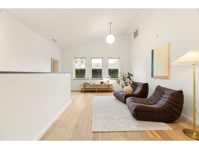 3105 Nw BLUE SKY Ln, Portland, OR 97229