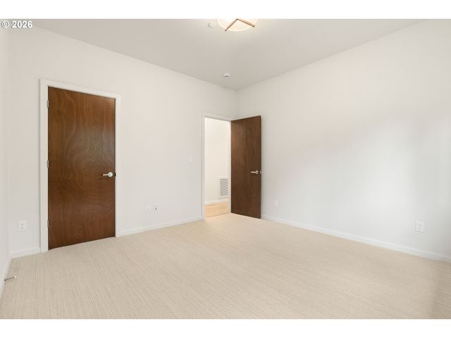 3105 Nw BLUE SKY Ln, Portland, OR 97229
