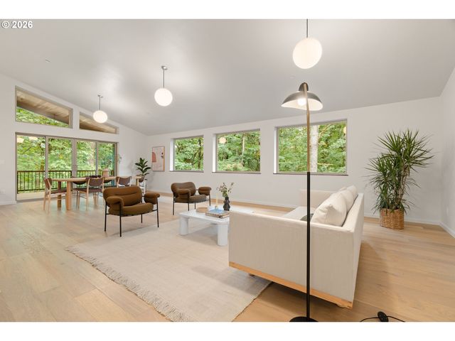 3105 Nw BLUE SKY Ln, Portland, OR 97229
